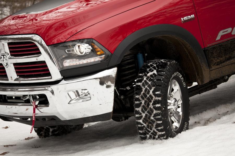  Dodge Ram 2500 Power Wagon 2014 года  (фото 32 из 51)